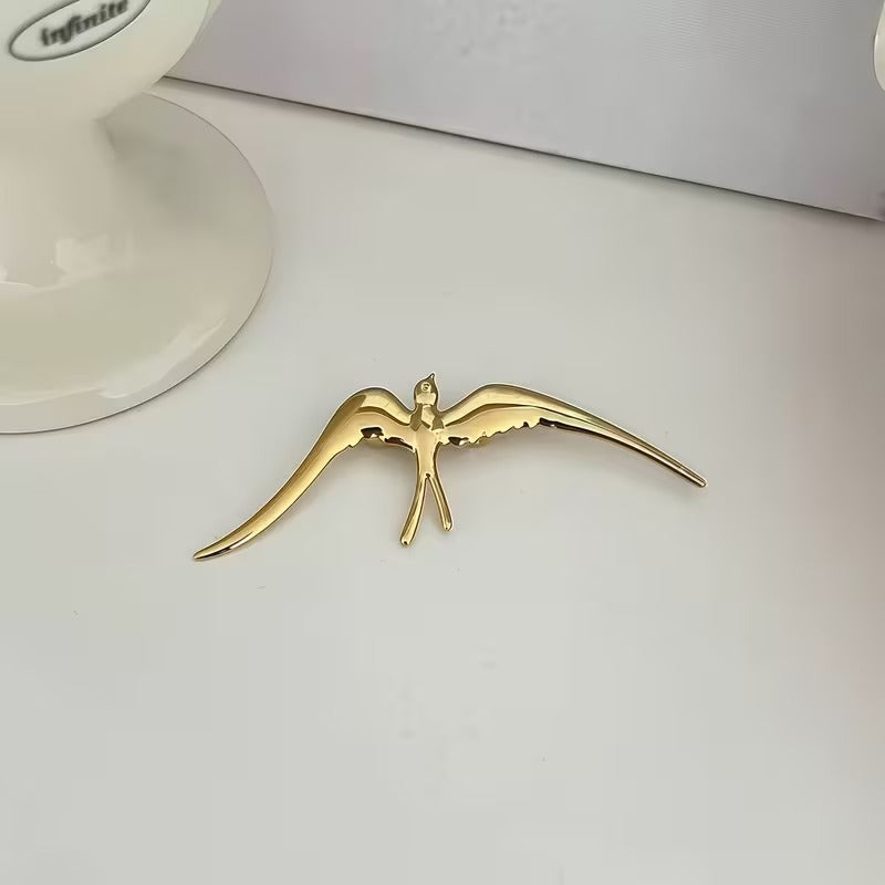 Brosa Eleganta Randunica pentru Femei, Auriu